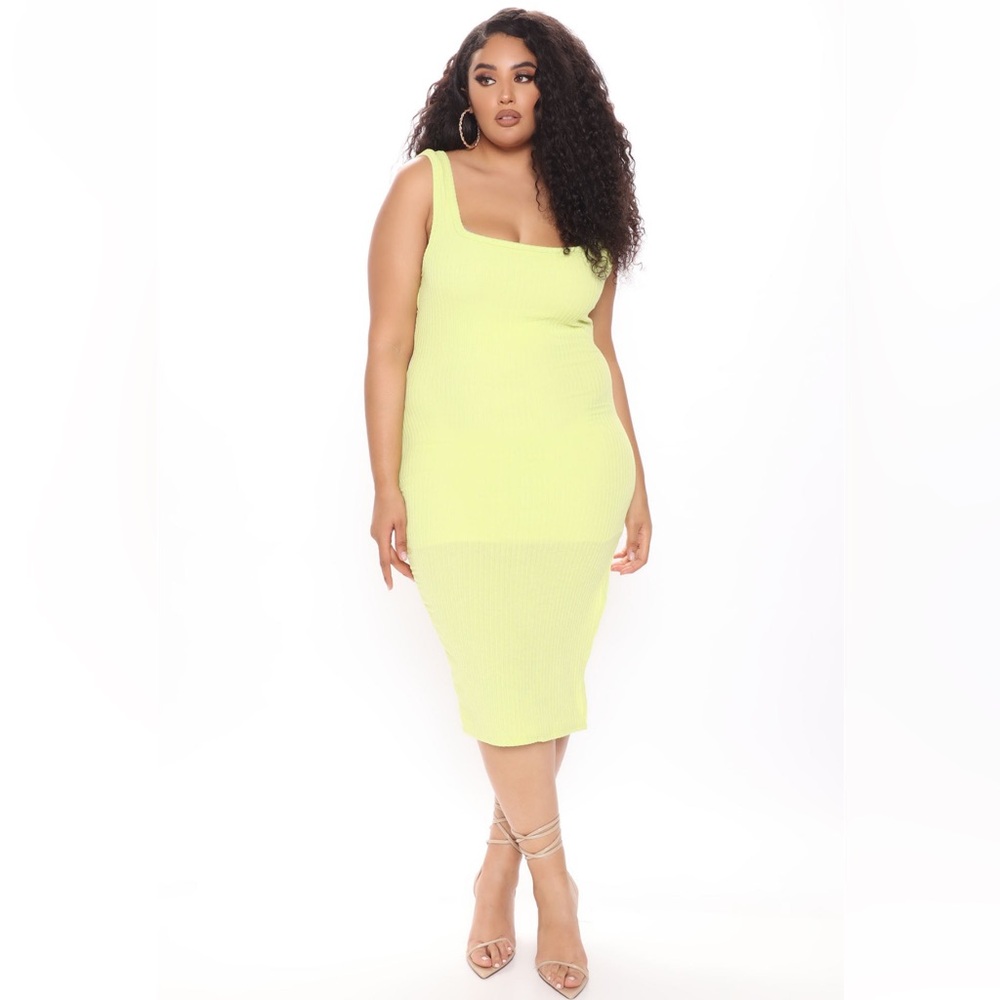 Maliyah Ribbed Midi Dress - Picture 8 of 11